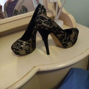 Aldo lace heels 👠